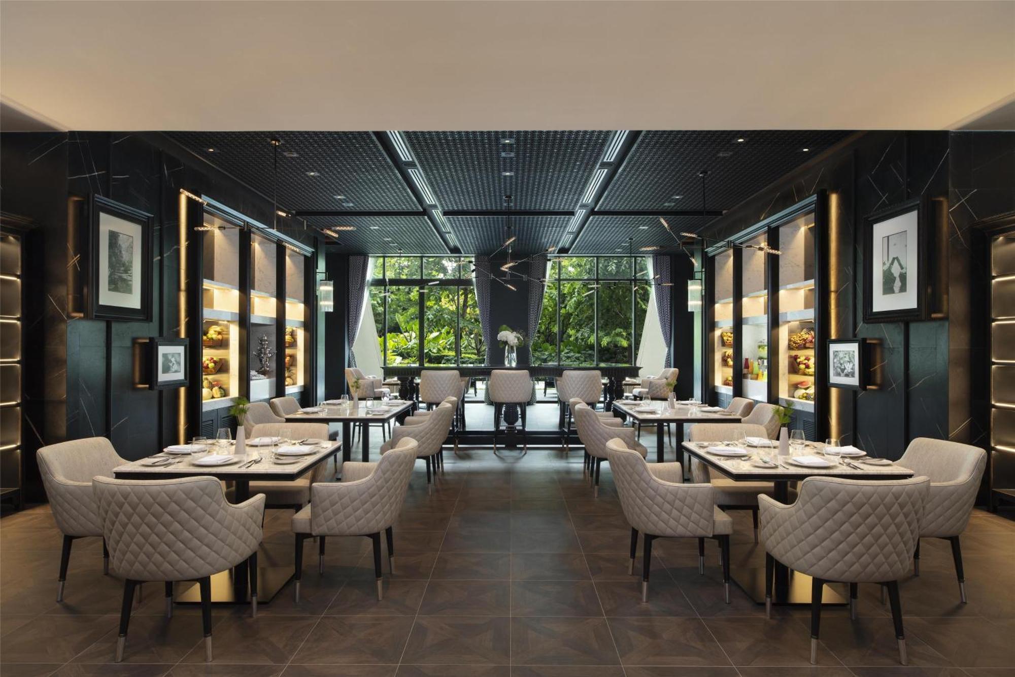 Sindhorn Kempinski Hotel Bangkok Exterior photo